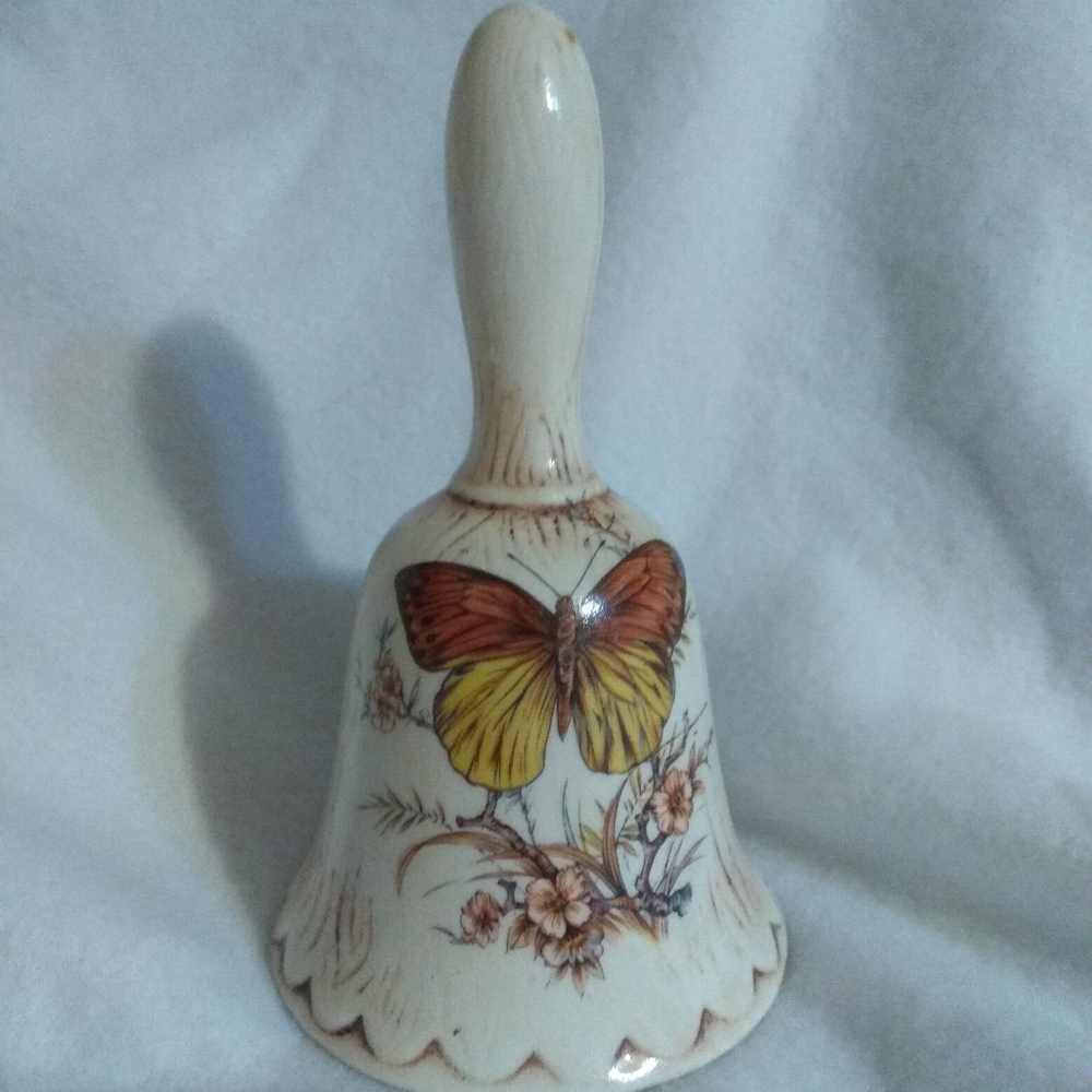💫 Vintage Porcelain Butterfly Bell TIC USA.1980's Butterfly Bell